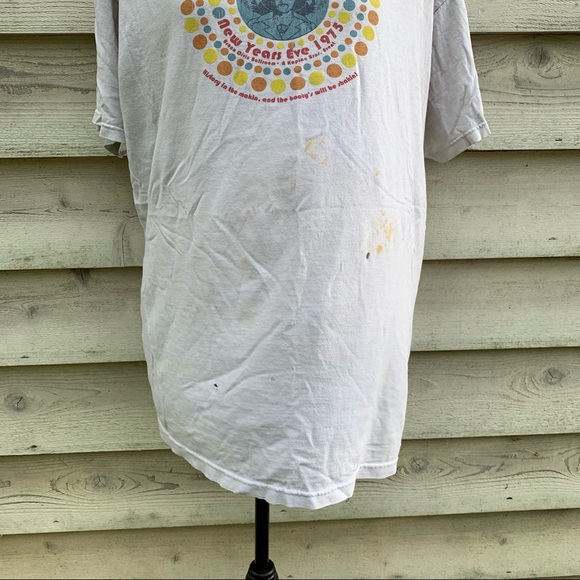 True Vintage 70s Thrashed Disco Dance-A-Thon Short Sleeve Crewneck Graphic Tee - Picture 9 of 16